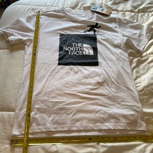 North Face T shirt NWT
